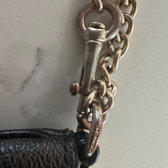 Coach Signature Large Wristlet with Chain - Picture 4 of 8